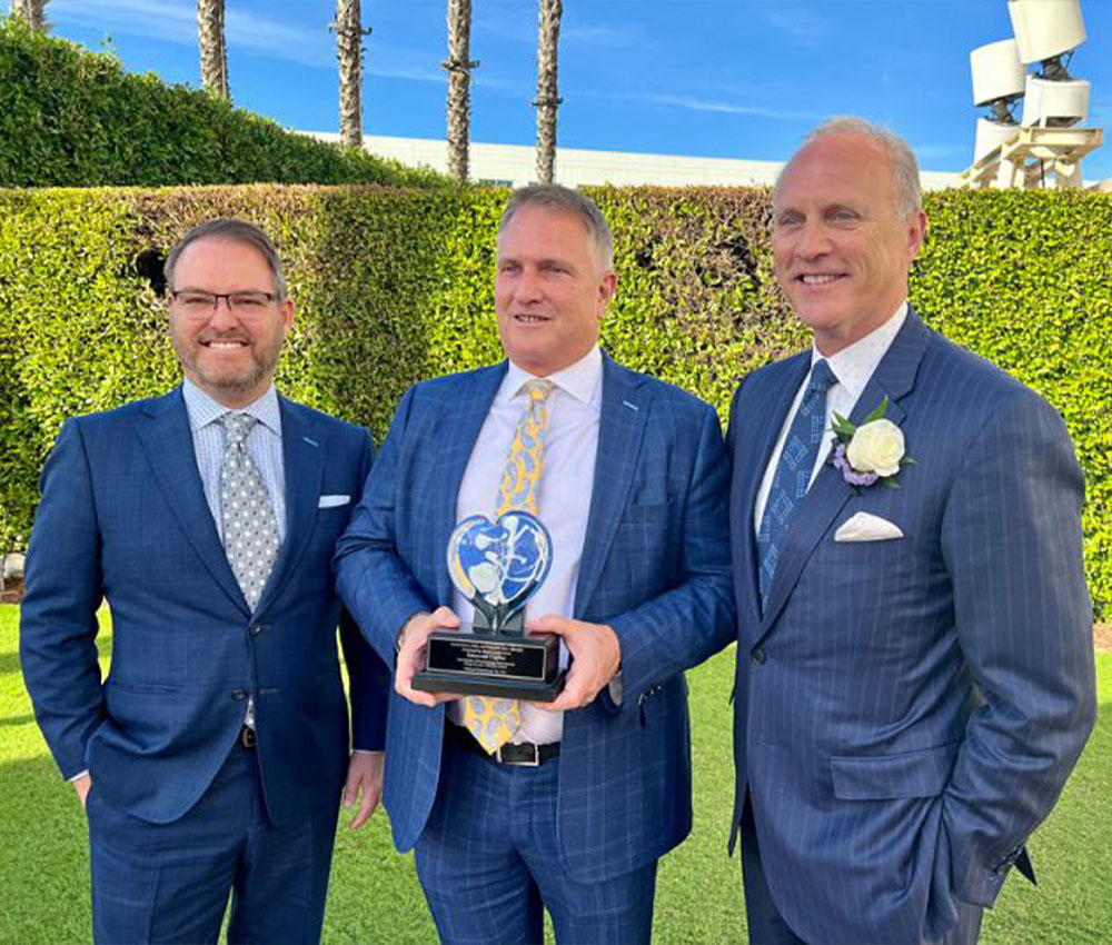 Talonvest Capital, was the recipient of the National Philanthropy Day (NPD) Orange County award in the Outstanding Small-Size Business category.